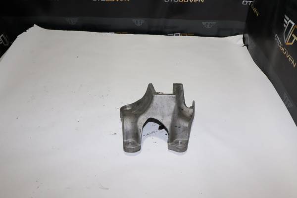 FORD RANGER 2.2 TDCİ ÇIKMA PARÇA  2015-2018 MOTOR KULAĞI